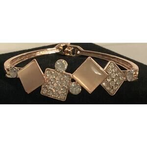 2742 NWOT Rose Gold Bracelet Bangle With Pink Beads and Cubic Zirconia Crystals